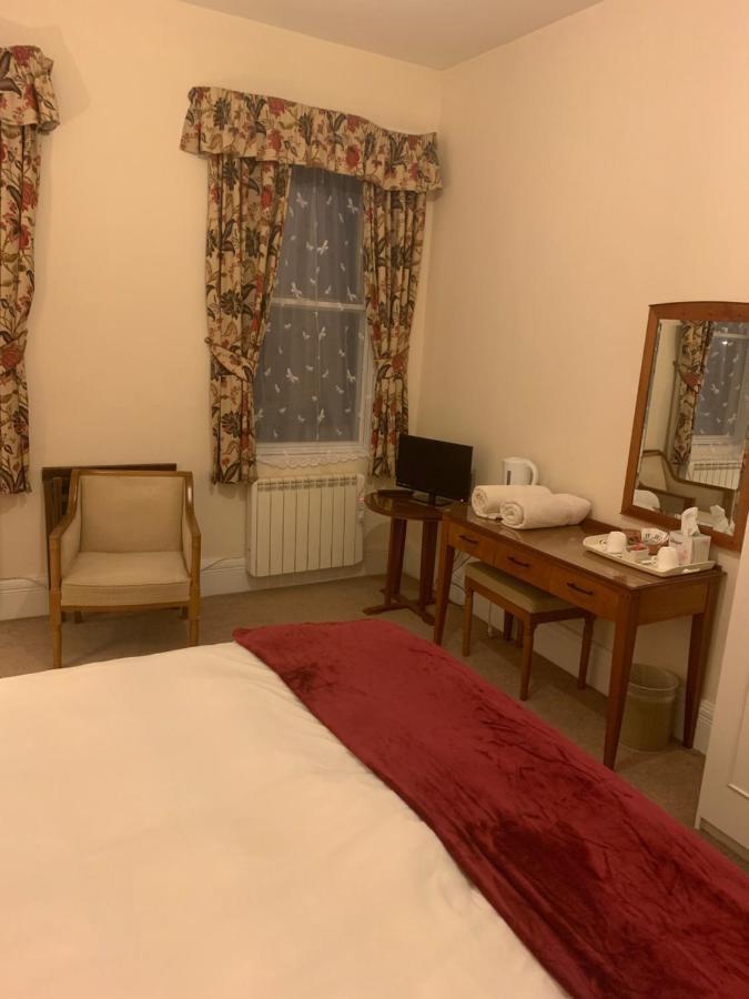 The Waterloo Hotel & Bistro Newport  Buitenkant foto